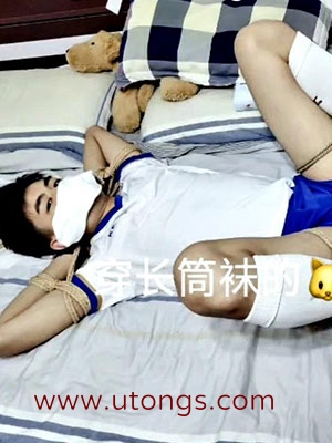 穿长筒袜的猫：足球鲜肉[496M]