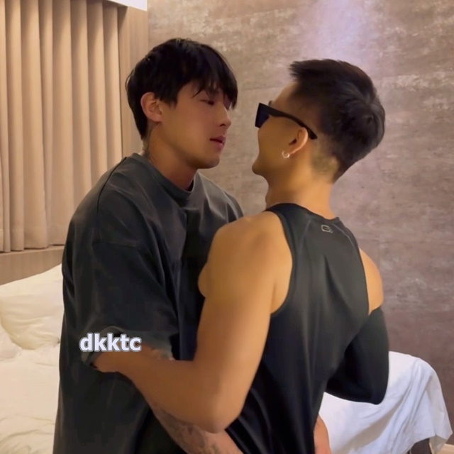 迷上被操的直男 Swang x 路人隊長[566M]